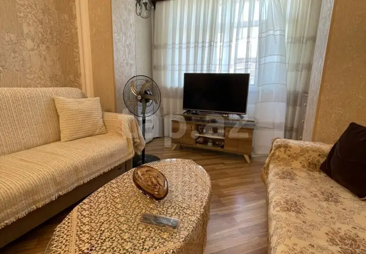 3 otaqlı mənzil , Gəncə