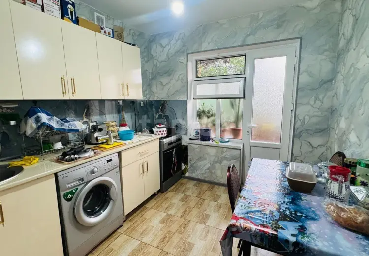 3 otaqlı mənzil , Astara