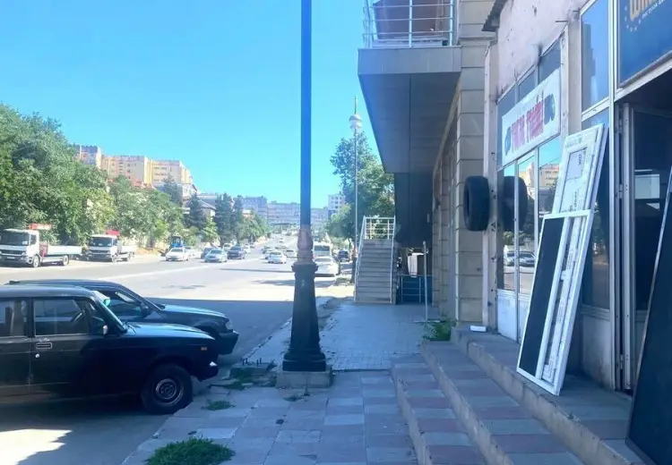 200 m² Obyekt / Ofis Satılır, Yeni Günəşli qəs., Suraxanı, Bakı