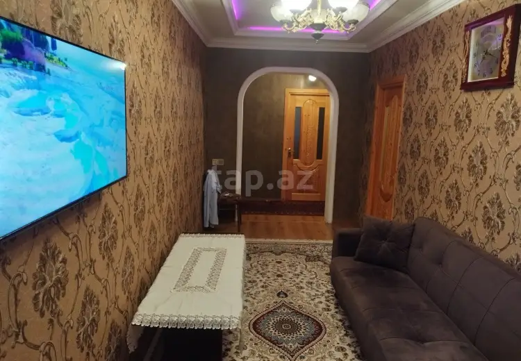 4 otaqlı mənzil , Gəncə