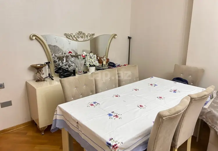 3 otaqlı mənzil , Bakı