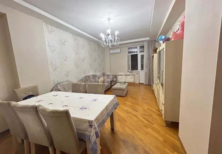 3 otaqlı mənzil , Bakı