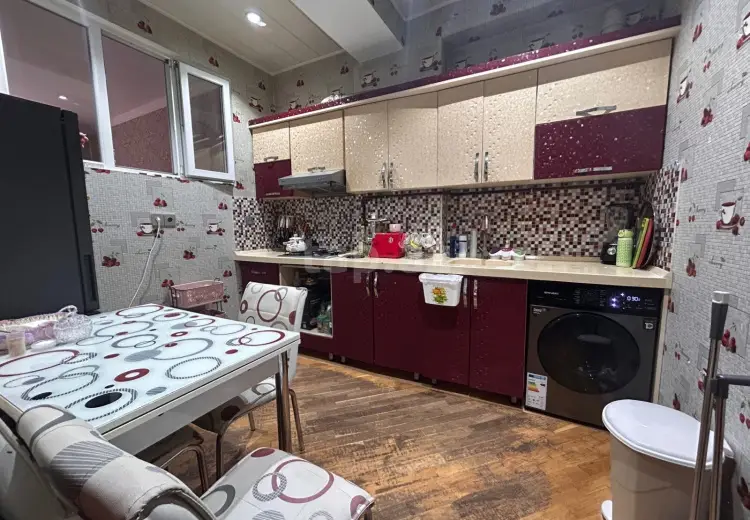 3 otaqlı mənzil , Bakı