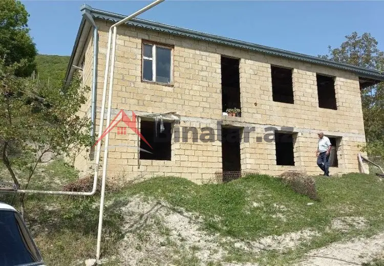 4 otaqlı mənzil Satılır, Şamaxı