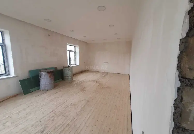 6 otaqlı mənzil Satılır, Şamaxı
