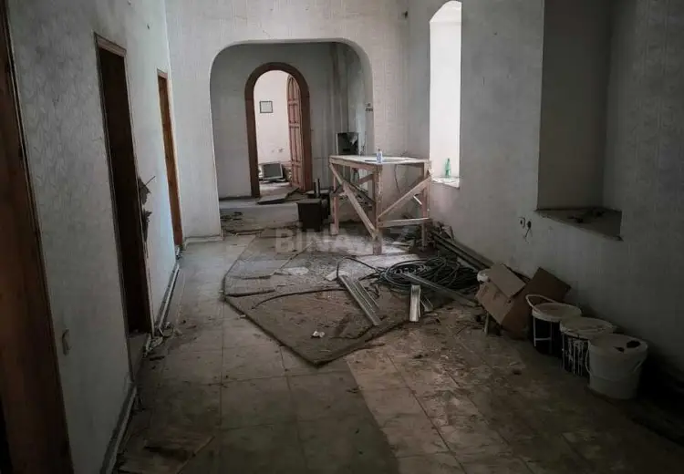 350 m² Obyekt / Ofis Satılır, Yasamal, Bakı