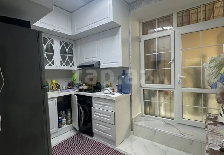 3 otaqlı mənzil , Bakı