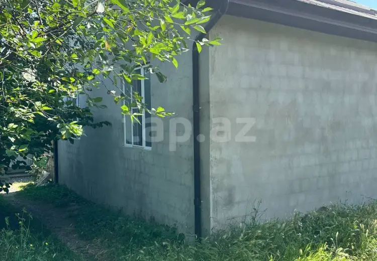 3 otaqlı mənzil , Quba
