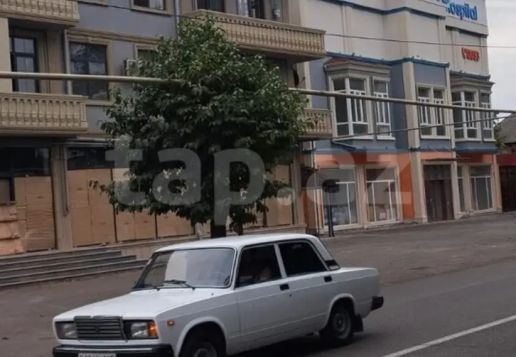4 otaqlı mənzil , Lənkəran