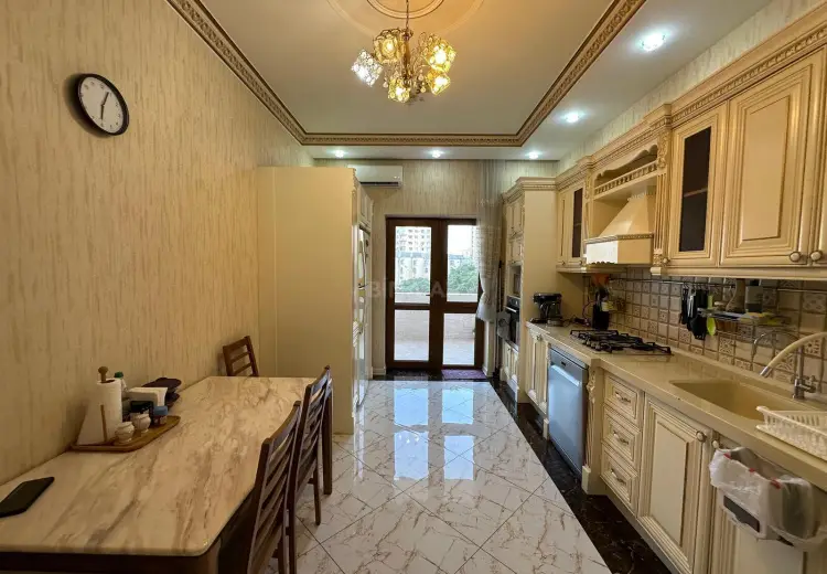 4 otaqlı mənzil Satılır, Yasamal qəs., Yasamal, Bakı