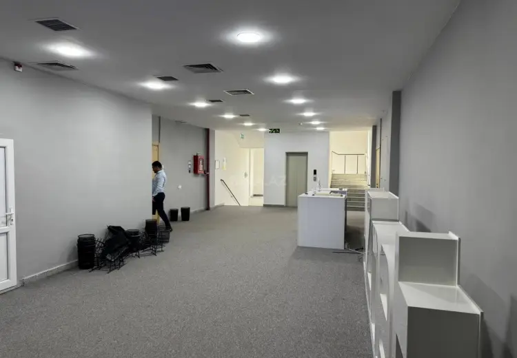 310 m² Obyekt / Ofis Kirayə (aylıq), Nərimanov, Bakı