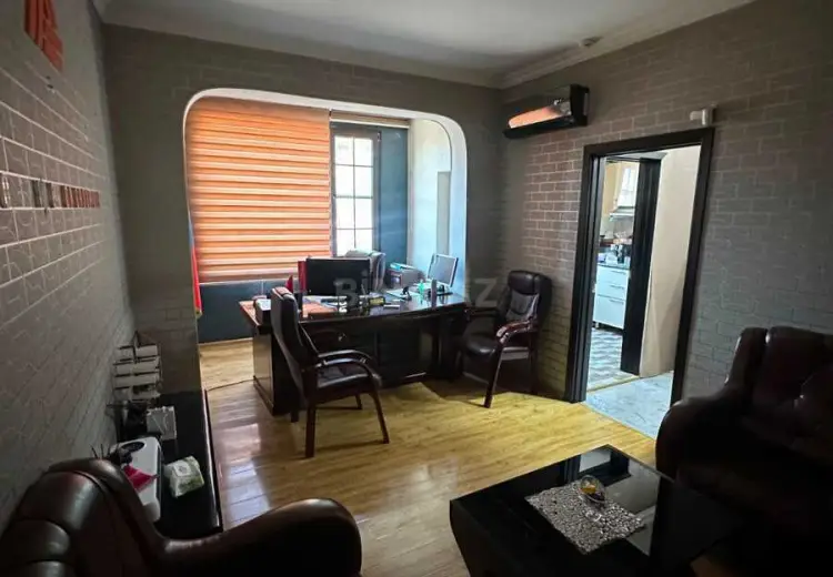 100 m² Obyekt / Ofis Kirayə (aylıq), Nəsimi, Bakı