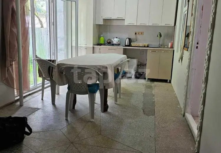3 otaqlı mənzil , Qax