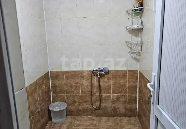 3 otaqlı mənzil , Qax