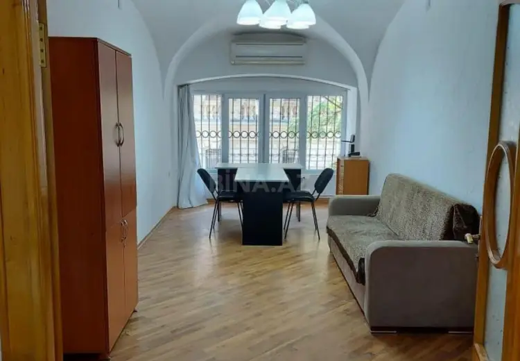 65 m² Obyekt / Ofis Kirayə (aylıq), Səbail, Bakı