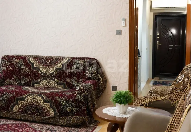 5 otaqlı mənzil , Bakı