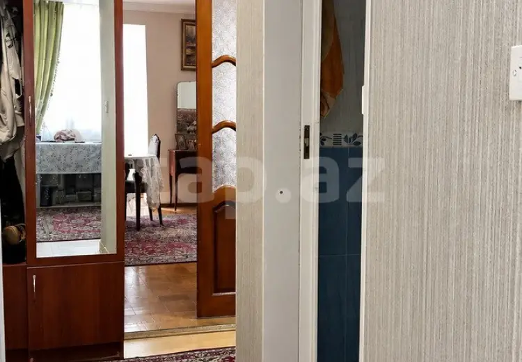 5 otaqlı mənzil , Bakı