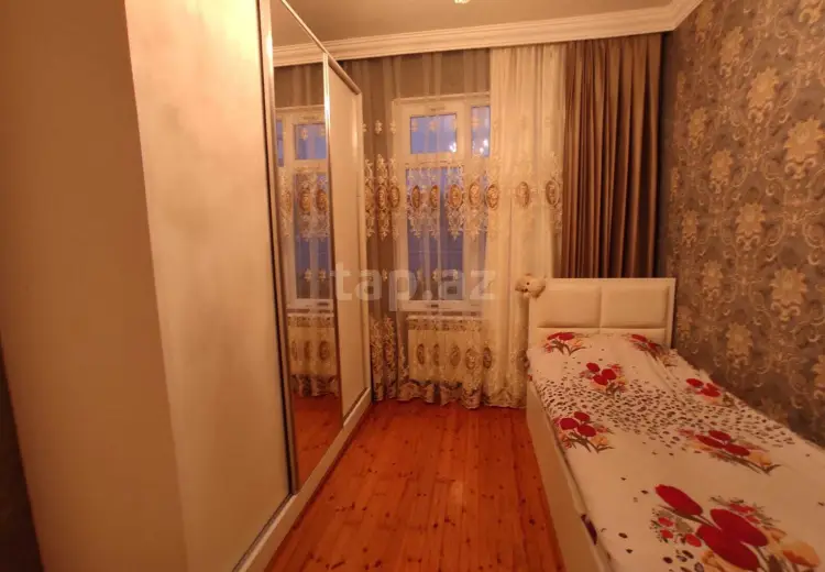 5 otaqlı mənzil , Bakı