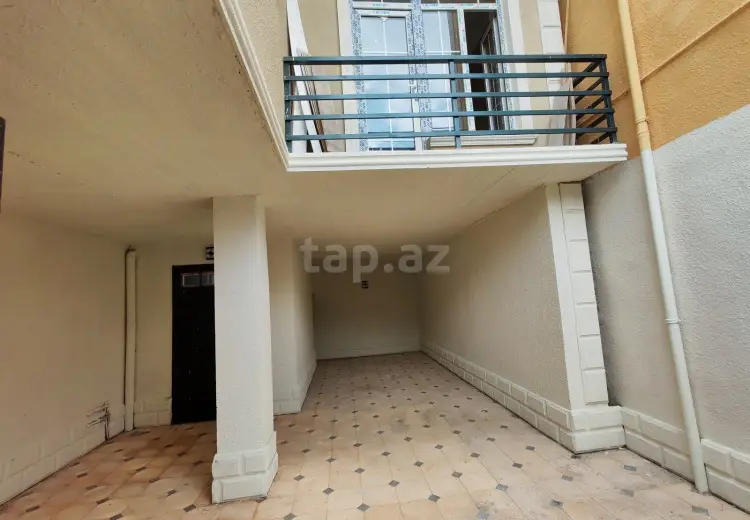 4 otaqlı mənzil , Xırdalan