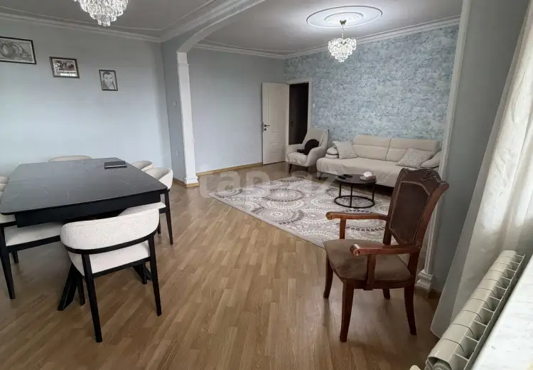 4 otaqlı mənzil , Bakı