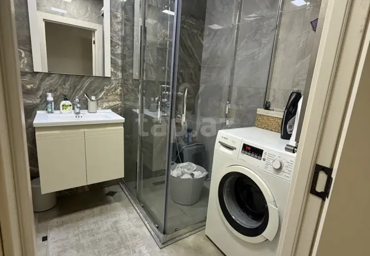 4 otaqlı mənzil , Bakı
