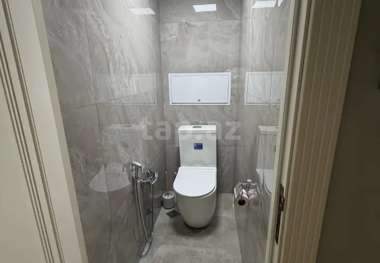4 otaqlı mənzil , Bakı