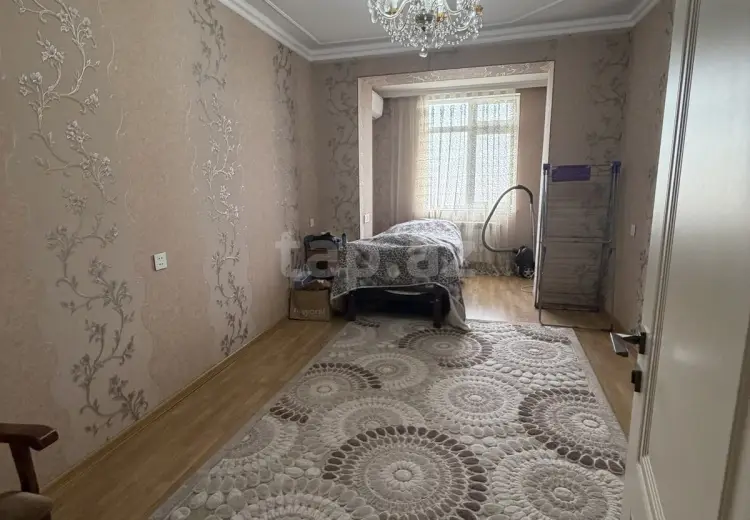4 otaqlı mənzil , Bakı