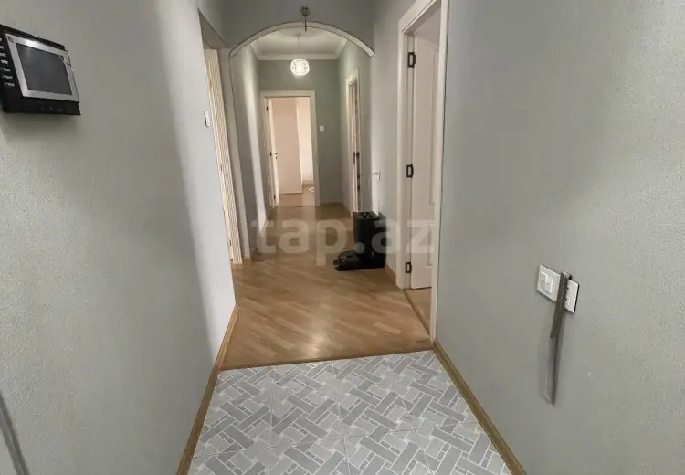 4 otaqlı mənzil , Bakı