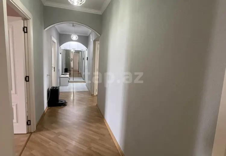 4 otaqlı mənzil , Bakı