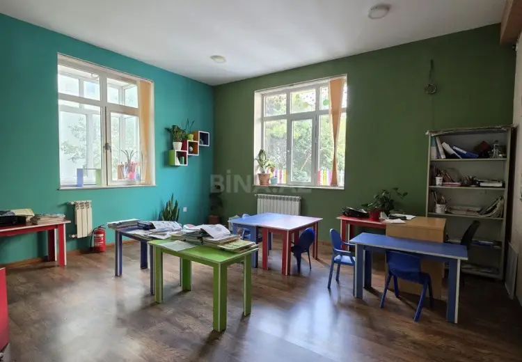 300 m² Obyekt / Ofis Satılır, 4-cü mikrorayon, Nəsimi, Bakı