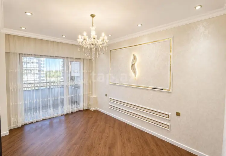 3 otaqlı mənzil , Bakı