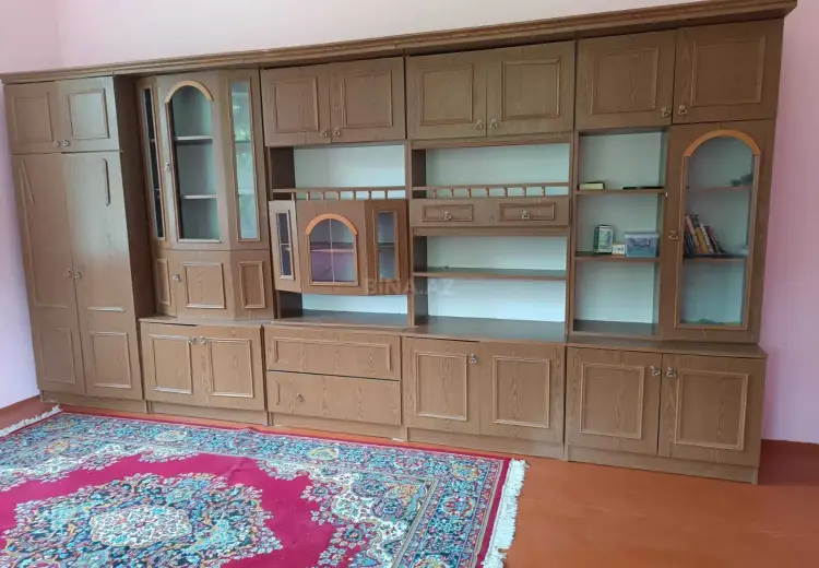 3 otaqlı mənzil Satılır, Quba