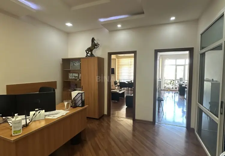 380 m² Obyekt / Ofis Satılır, Yasamal qəs., Yasamal, Bakı