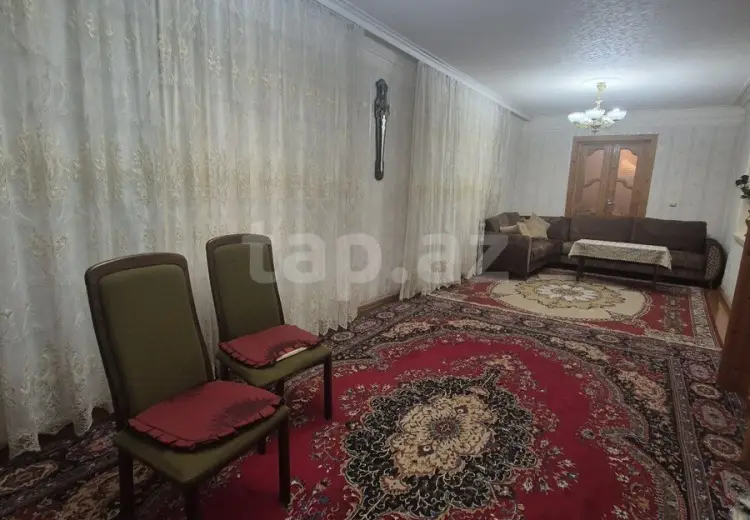 4 otaqlı mənzil , Gəncə