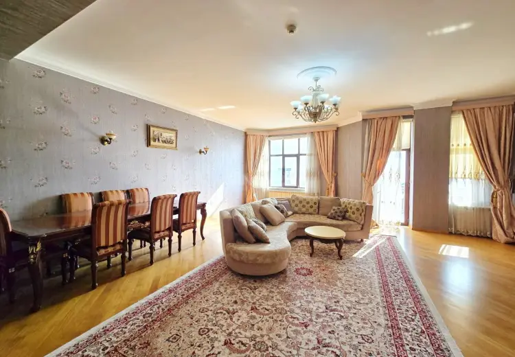 3 otaqlı mənzil Kirayə (aylıq), Sahil qəs., Səbail, Bakı