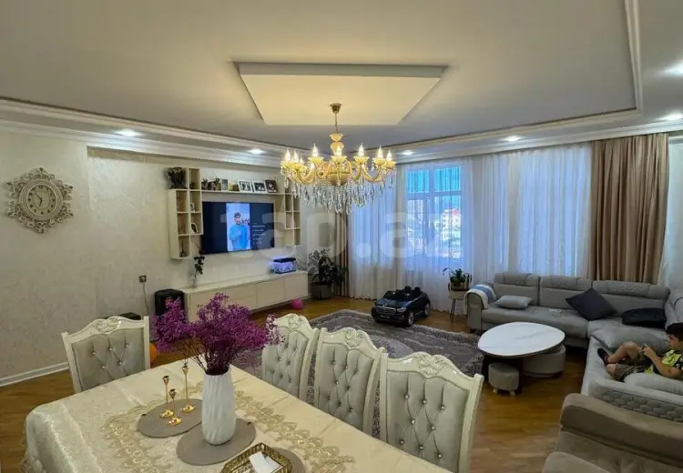 4 otaqlı mənzil , Bakı