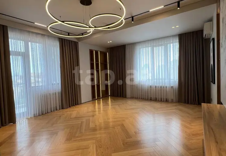 4 otaqlı mənzil , Bakı