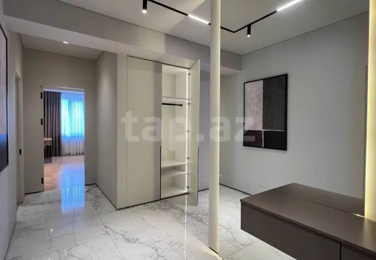 4 otaqlı mənzil , Bakı