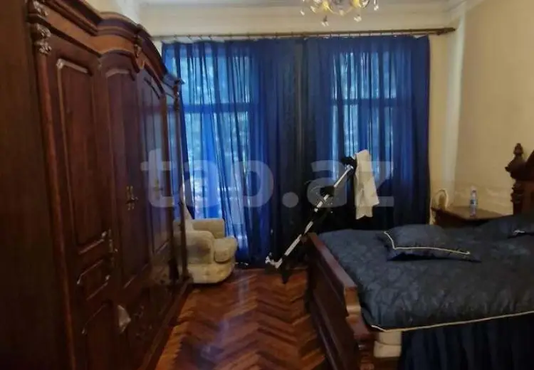 4 otaqlı mənzil , Nəsimi, Bakı