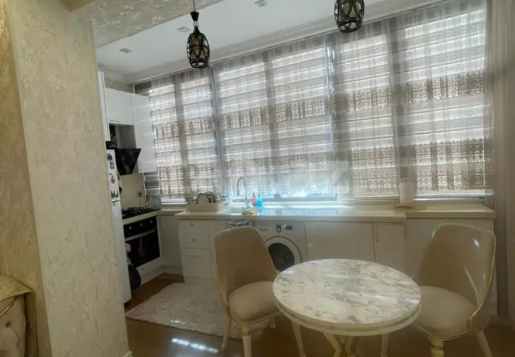 3 otaqlı mənzil , Badamdar qəs., Səbail, Bakı