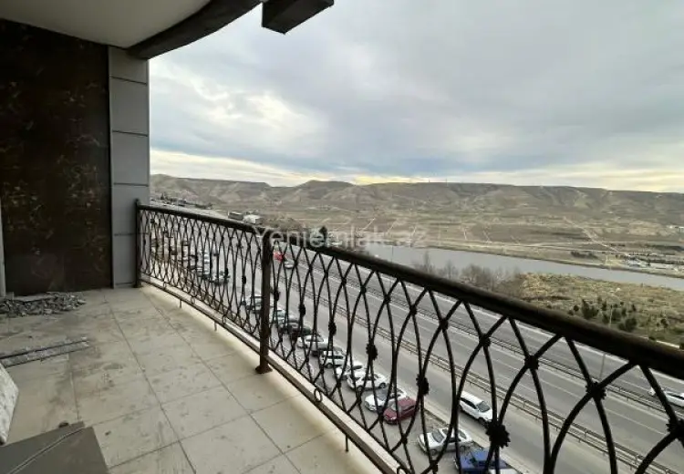 3 otaqlı mənzil Satılır, Yeni Yasamal qəs., Yasamal, Bakı