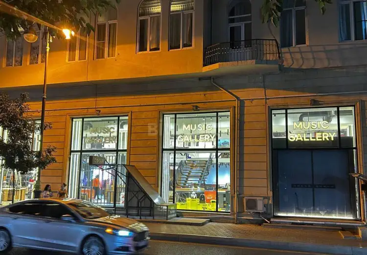 180 m² Obyekt / Ofis Kirayə (aylıq), Nəsimi, Bakı