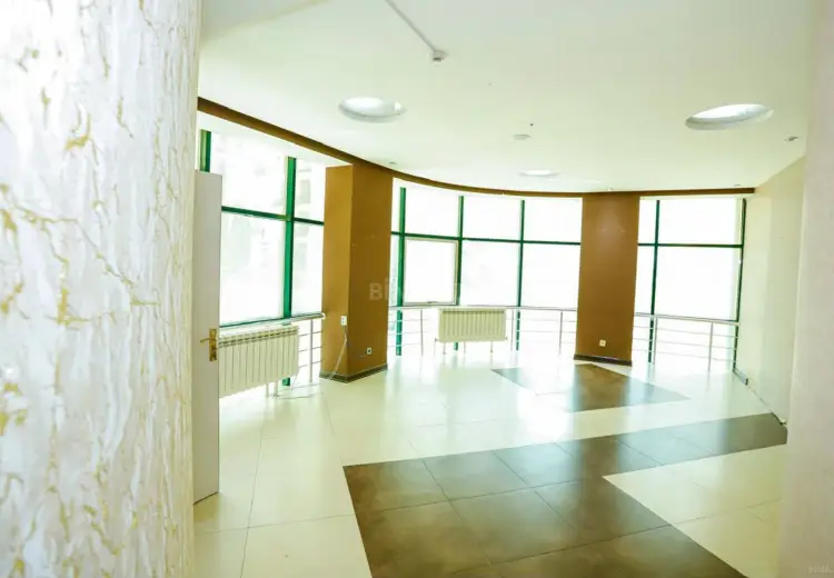 330 m² Obyekt / Ofis Kirayə (aylıq), Nəsimi, Bakı