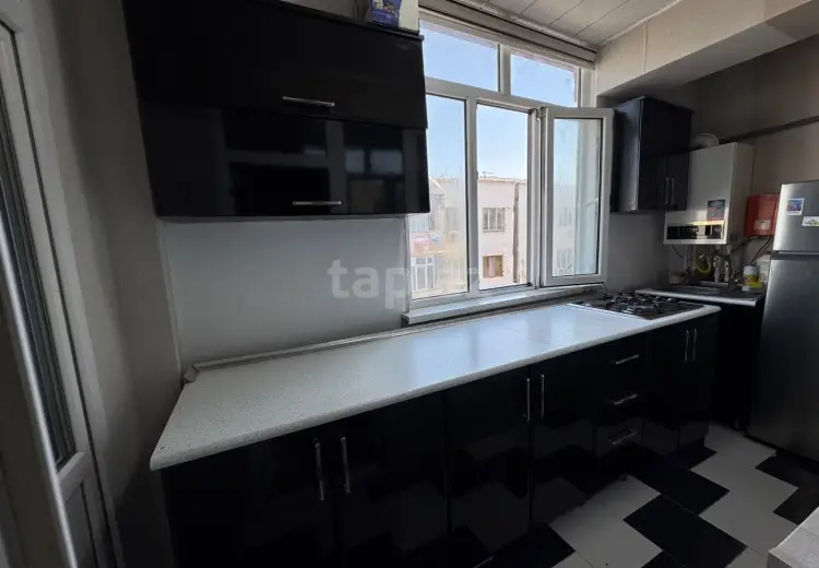 2 otaqlı mənzil , Bakı