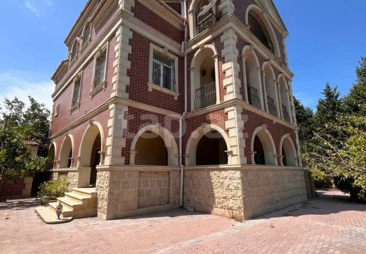 10 otaqlı mənzil , Bakı