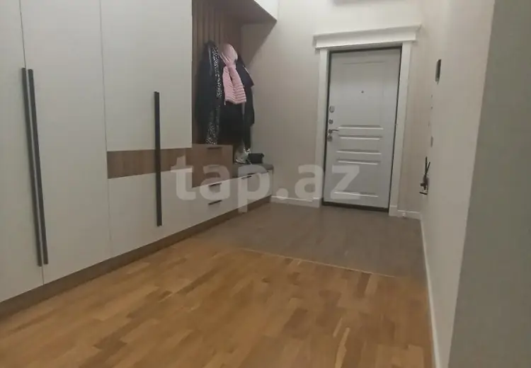 4 otaqlı mənzil , Bakı