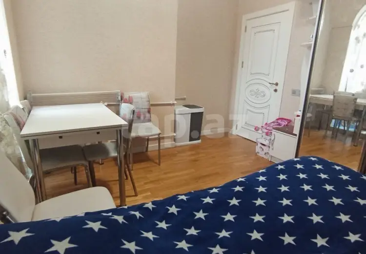 4 otaqlı mənzil , Bakı