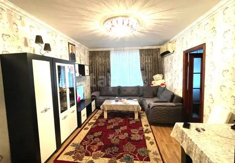 4 otaqlı mənzil , Bakı