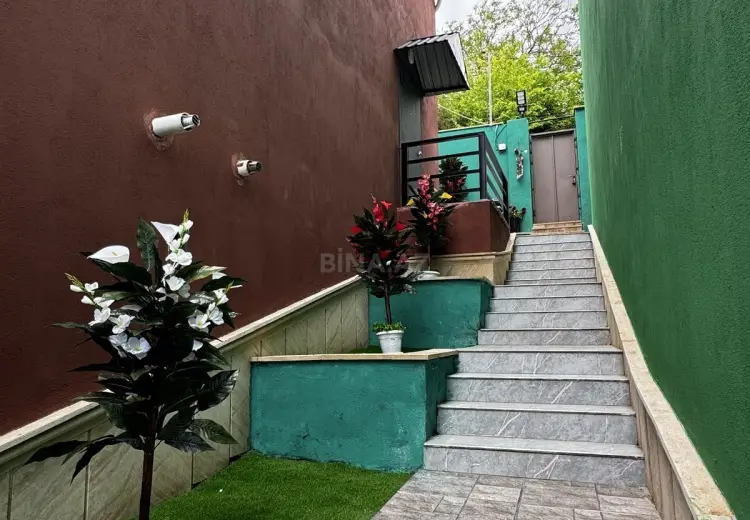 4 otaqlı mənzil Satılır, Quba