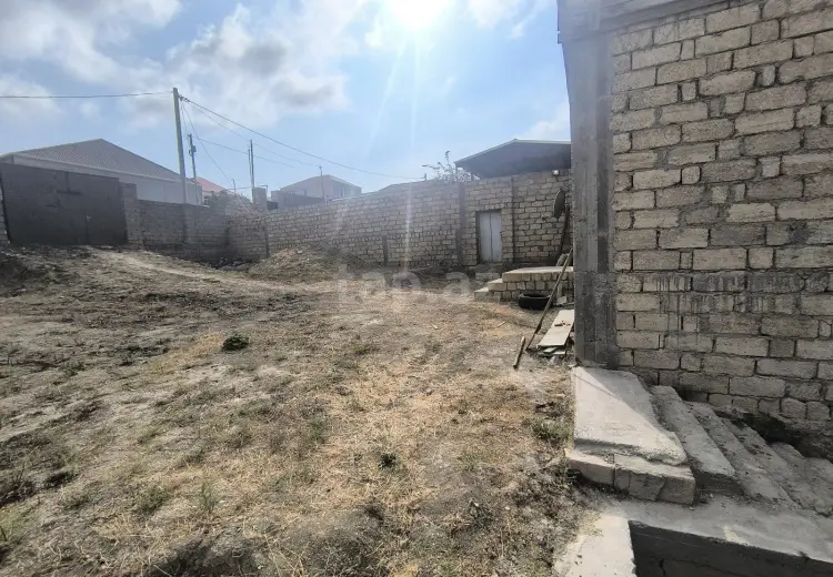 4 otaqlı mənzil , Bakı
